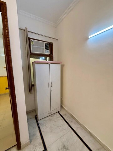 Building Lobby in 3 BHK Builder Floor at DLF Atria, Dlf Phase ii – for Rent