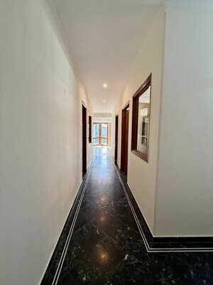 Building Lobby in 3 BHK Builder Floor at DLF Atria, Dlf Phase ii – for Rent