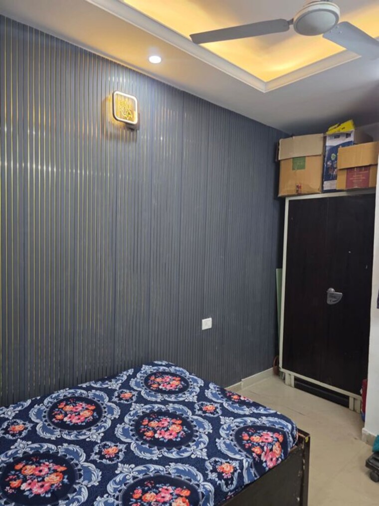 Bedroom, freedom fighters enclave 4 Bedroom 200 Sq.Ft. Builder Floor In Freedom Fighters Enclave Delhi 10091179