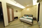 4 BHK + Pooja Room,Servant Room,Study Room,Extra Room 250 Sq.Yd. Independent House in Nizamuddin East