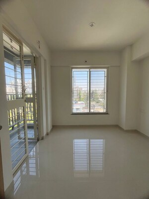 Room in 1 BHK Apartment at Austin Oaks, Pimple Saudagar – for Sale