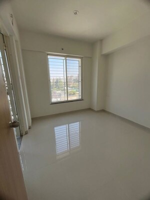 Room in 1 BHK Apartment at Austin Oaks, Pimple Saudagar – for Sale