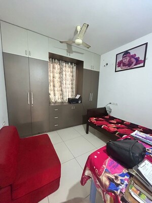 Bedroom in 3 BHK Apartment at Aparna HillPark Silver Oaks, Chanda Nagar – for Rent