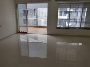 Room in 3 BHK Apartment at Kunal Aspiree, Balewadi – for Rent