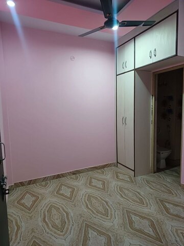 Room in 2 BHK Builder Floor at Dwarka Mor – for Sale