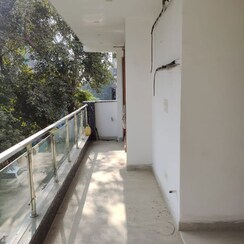1.5 BHK + Servant Room Apartment For Sale in M3M Soulitude