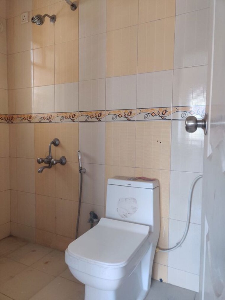 Bathroom, garve-amora-homes 2 Bedroom 1092 Sq.Ft. Apartment In Wakad Pune 10091188