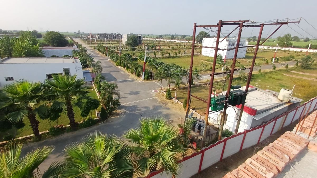 Plot For Sale in Modipuram Bypass