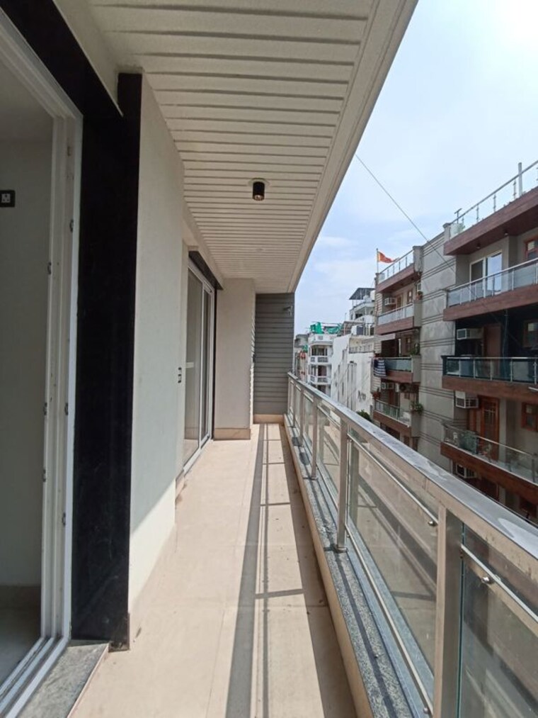 Balcony, freedom fighters enclave 4 Bedroom 2000 Sq.Ft. Builder Floor In Freedom Fighters Enclave Delhi 10091316