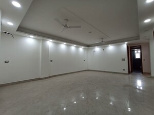 Room in 4 BHK Builder Floor at Freedom Fighters Enclave – for Sale