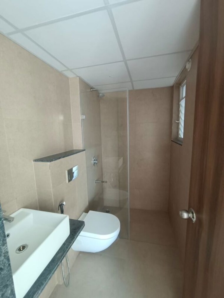 Bathroom, runwal-the-central-park 3 Bedroom 1195 Sq.Ft. Apartment In Chinchwad Pune 10089557