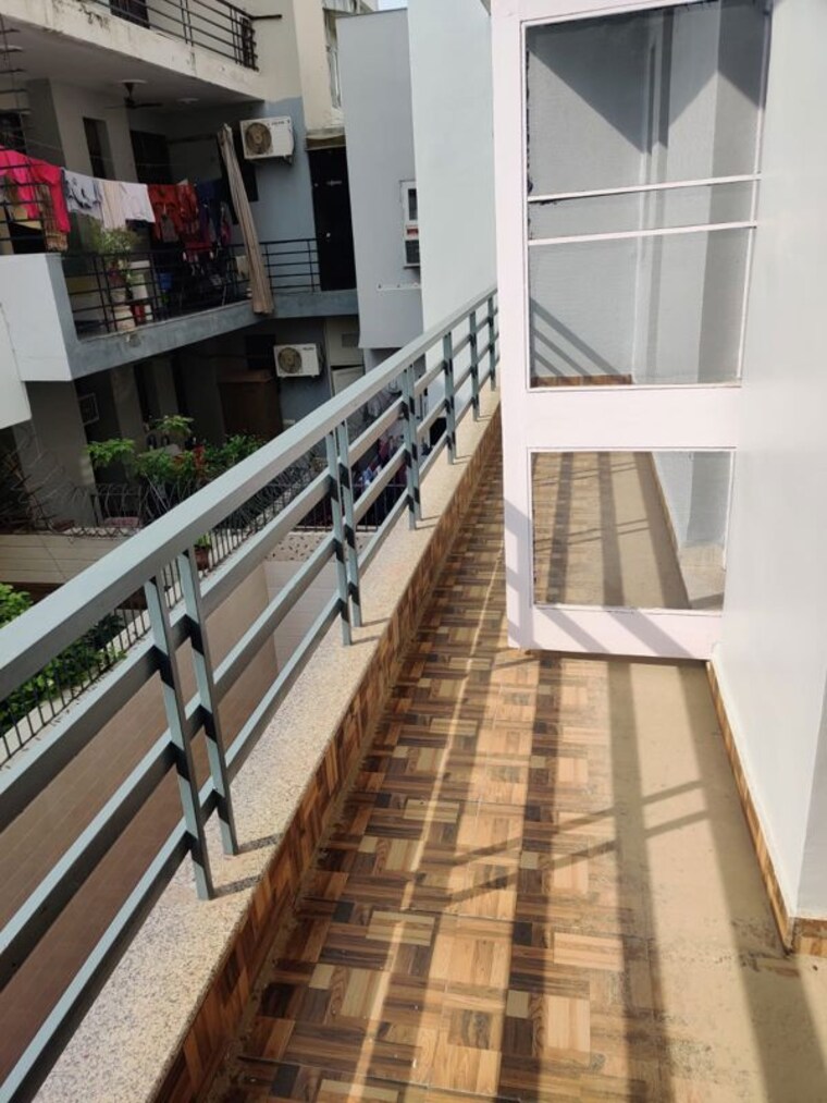 Balcony, new palam vihar 2 Bedroom 1251 Sq.Ft. Builder Floor In New Palam Vihar Gurgaon 10091335