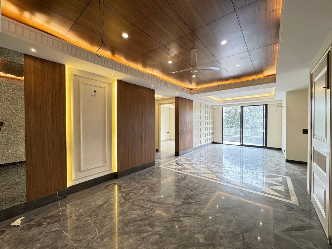 4 BHK + Servant Room Builder Floor For Sale in Freedom Fighters Enclave