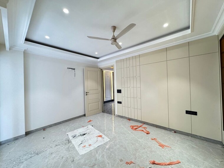 Room, freedom fighters enclave 4 Bedroom 1850 Sq.Ft. Builder Floor In Freedom Fighters Enclave Delhi 10091465