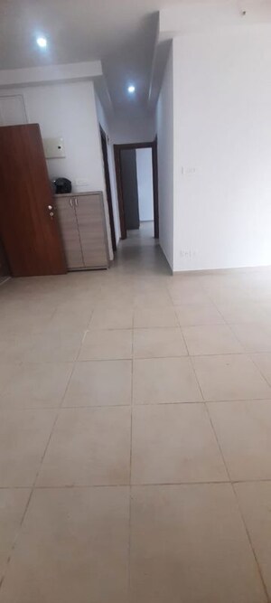 Room in 2 BHK Apartment at Bhartiya Nikoo Homes, Thanisandra Main Road – for Rent