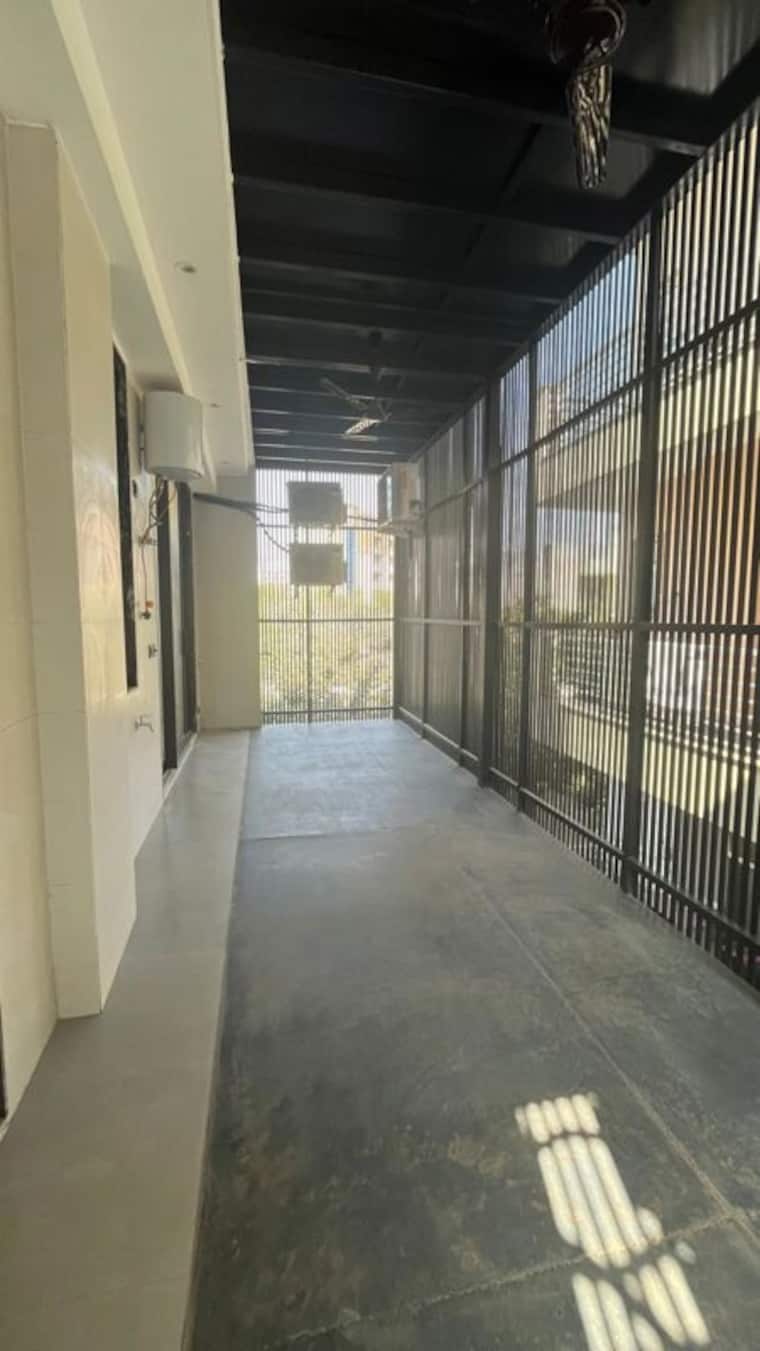 undefined, sector 56 3 Bedroom 220 Sq.Yd. Builder Floor In Sector 56 Gurgaon 10091424