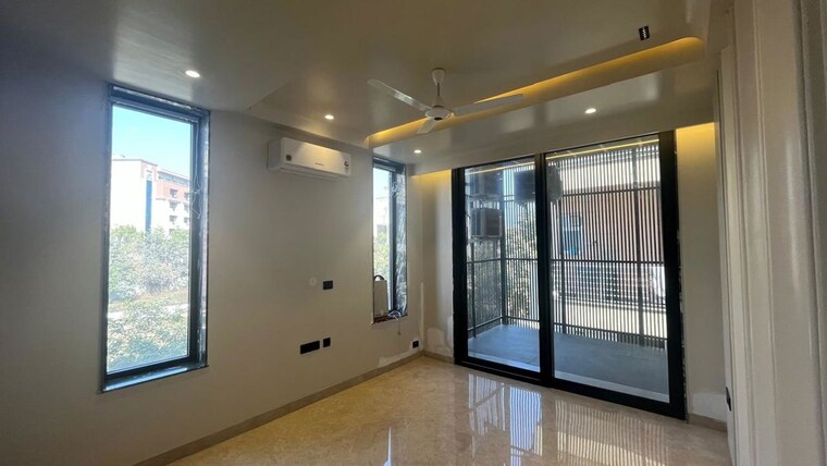 Room, sector 56 3 Bedroom 220 Sq.Yd. Builder Floor In Sector 56 Gurgaon 10091424