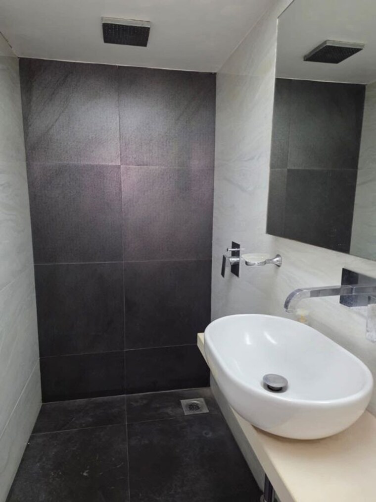Bathroom, vrindavan-society 2 Bedroom 715 Sq.Ft. Apartment In Malad West Mumbai 10091493