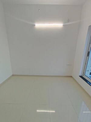 Room in 2 BHK Apartment at Runwal The Central Park, Chinchwad – for Sale