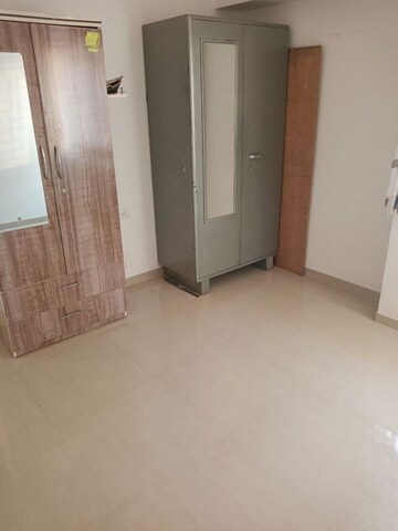 Room in 2 BHK Apartment at Manav Wild Woods, Wagholi – for Rent