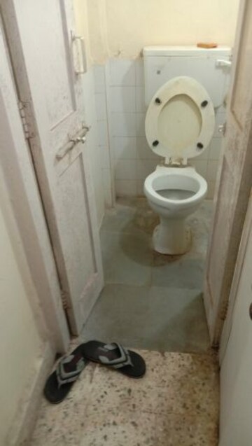 Bathroom in 1 BHK Apartment at Bhosale Nagar – for Rent