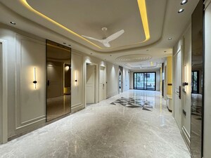 Building Lobby in 4 BHK Builder Floor at Saket – for Sale