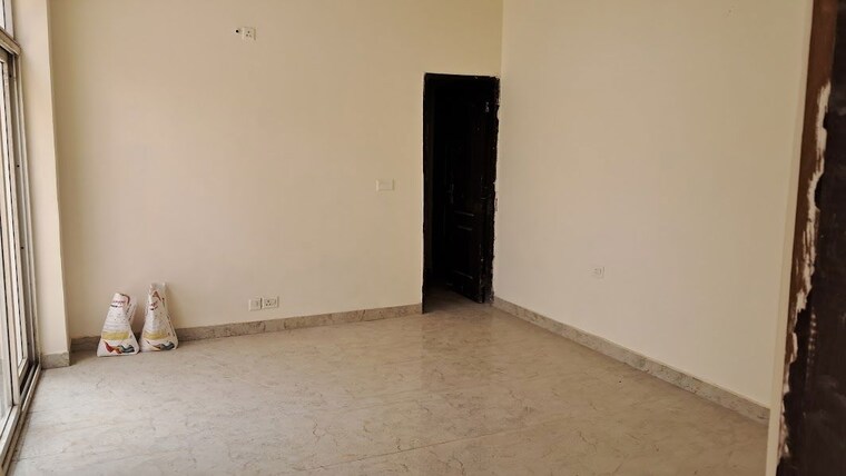 Room, amrapali-silicon-city 4 Bedroom 4530 Sq.Ft. Penthouse In Sector 76 Noida 10091373