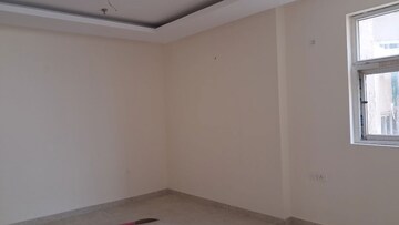 Room in 4 BHK Penthouse at Amrapali Silicon City, Sector 76 – for Sale