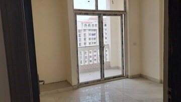 Room in 4 BHK Penthouse at Amrapali Silicon City, Sector 76 – for Sale