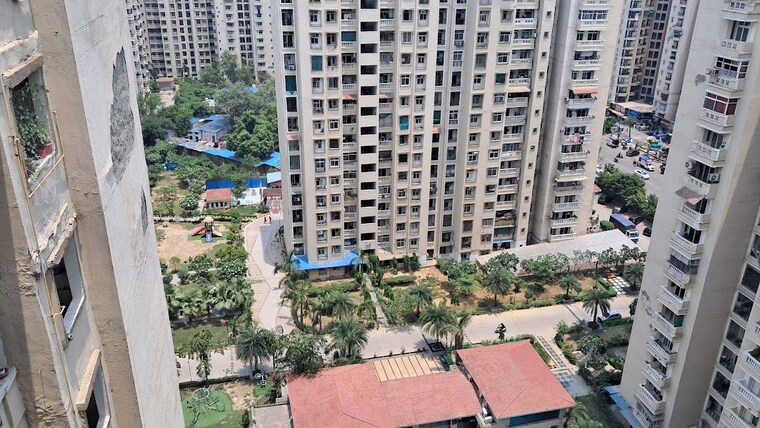 Exterior View, amrapali-silicon-city 4 Bedroom 4530 Sq.Ft. Penthouse In Sector 76 Noida 10091373