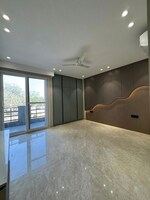 3 BHK 300 Sq.Yd. Builder Floor in Sector 56