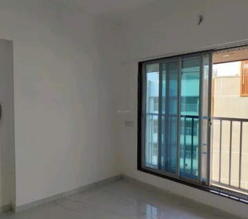 Room in 1 BHK Apartment at Ashok Enclave Malad West, Malad West – for Rent