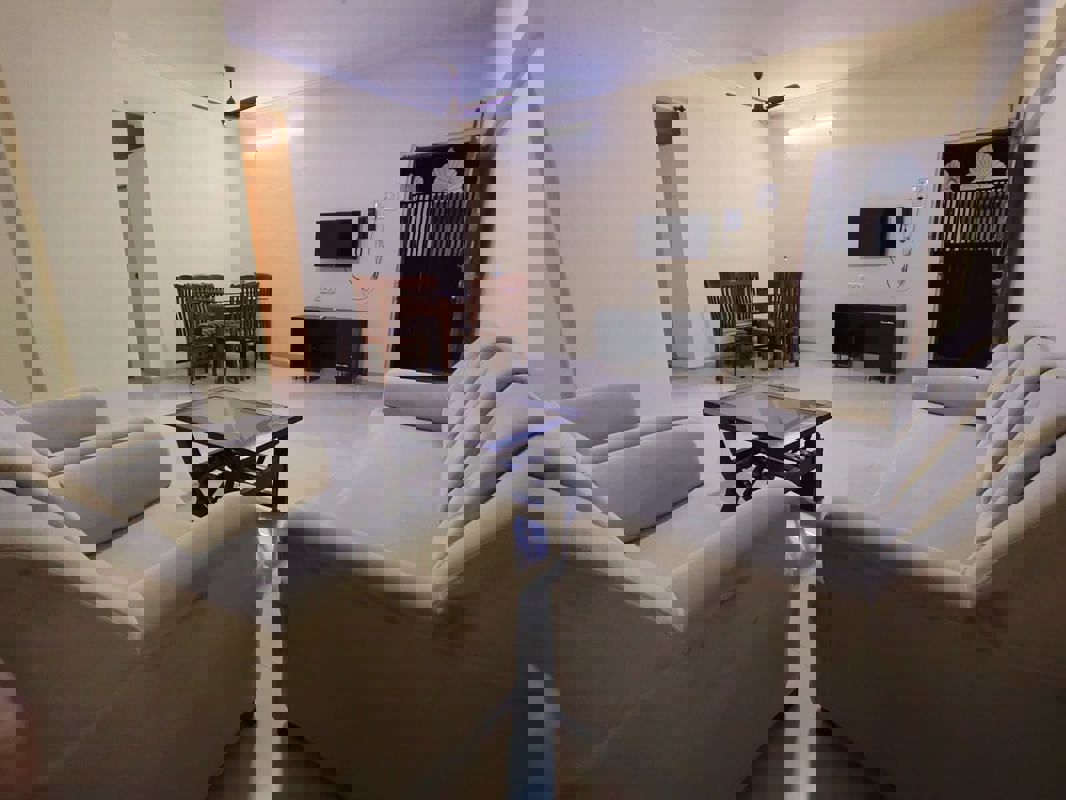 2 BHK + Extra Room 1150 Sq.Ft. Apartment in Marwin Prince Tower