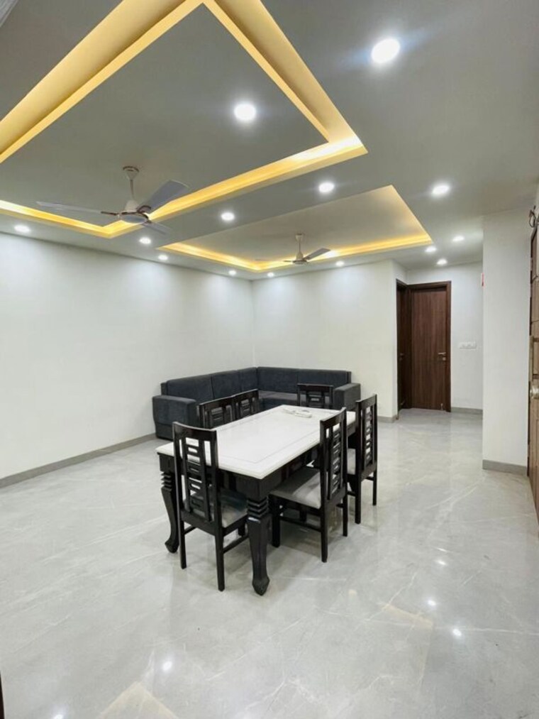 Gym, sector 56 3 Bedroom 268 Sq.Yd. Builder Floor In Sector 56 Gurgaon 10091686
