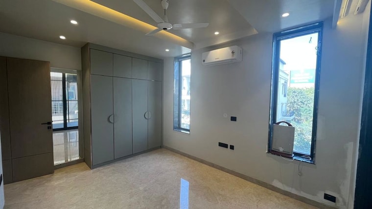 Room, sector 56 3 Bedroom 268 Sq.Yd. Builder Floor In Sector 56 Gurgaon 10091686