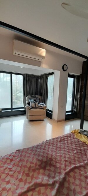 Bedroom in 3 BHK Apartment at Juhu – for Rent