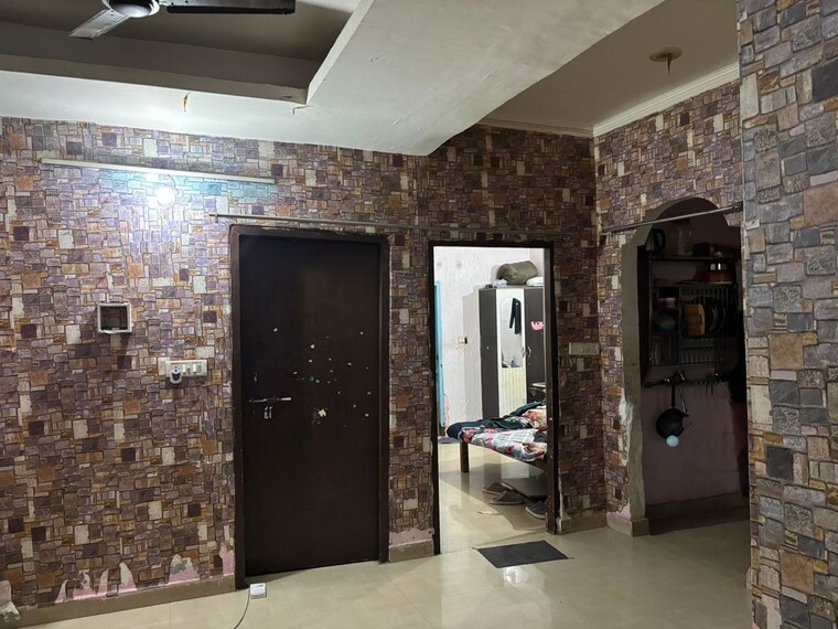 Room, goel-tower 2 Bedroom 1000 Sq.Ft. Apartment In Anora Kala Lucknow 10092102