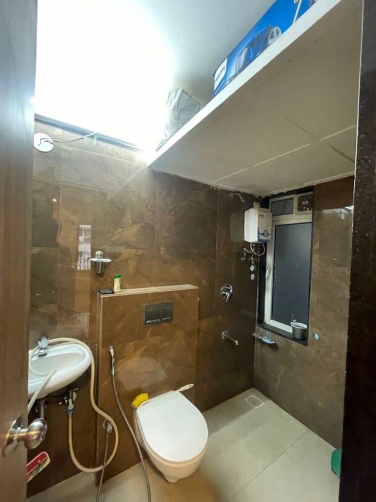 Bathroom, micl-aaradhya-one-earth 1.5 Bedroom 511 Sq.Ft. Apartment In Ghatkopar East Mumbai 10092002