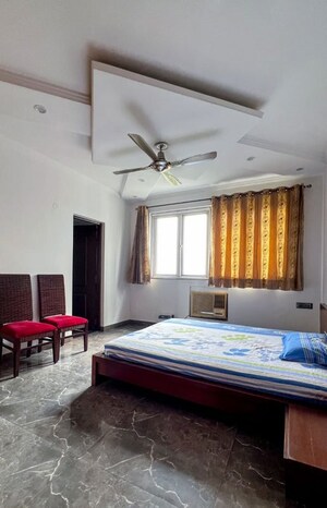 Bedroom in 3 BHK Builder Floor at Ultima 107, Sector 104 – for Sale