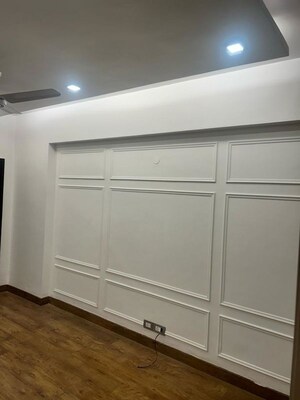 Room in 3 BHK Builder Floor at Ultima 107, Sector 104 – for Sale