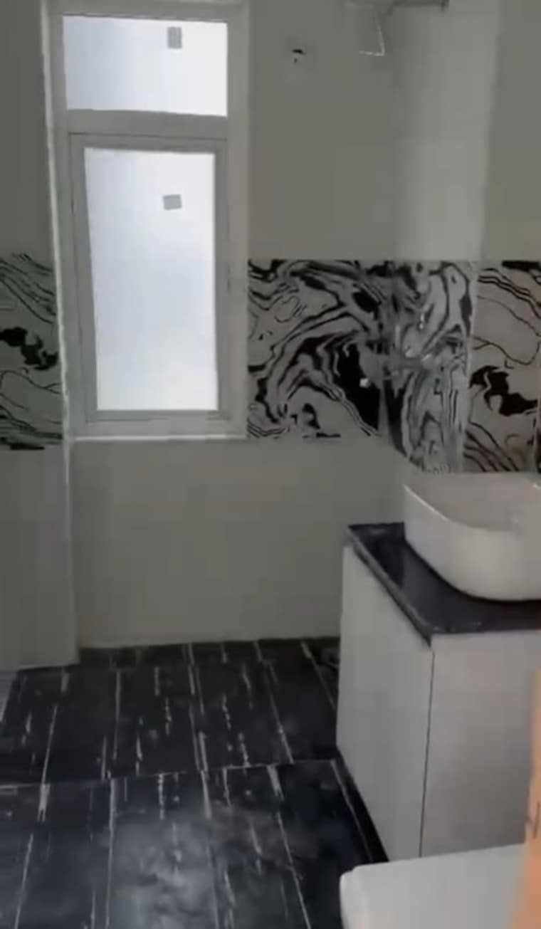 Bathroom, indrapuram 2 Bedroom 1305 Sq.Ft. Builder Floor In Indrapuram Ghaziabad 10092291