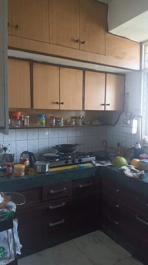 Kitchen in 3 BHK Apartment at Jalvayu Towers, Sector 56 – for Rent