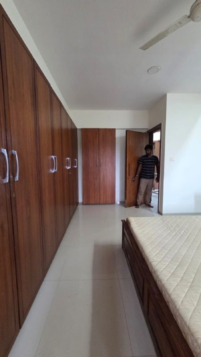Bedroom, juhu 3 Bedroom 1100 Sq.Ft. Apartment In Juhu Mumbai 10092416