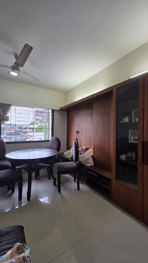 Dining area in 3 BHK Apartment at Juhu – for Rent