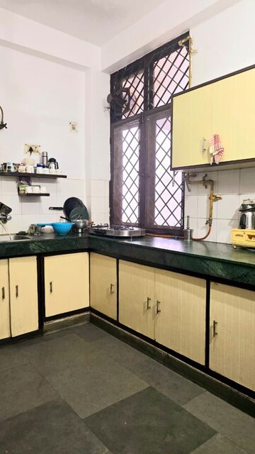 Kitchen in 4 BHK Villa at Godrej Golf Link Villas, Sector 27 Yamuna Expressway – for Rent
