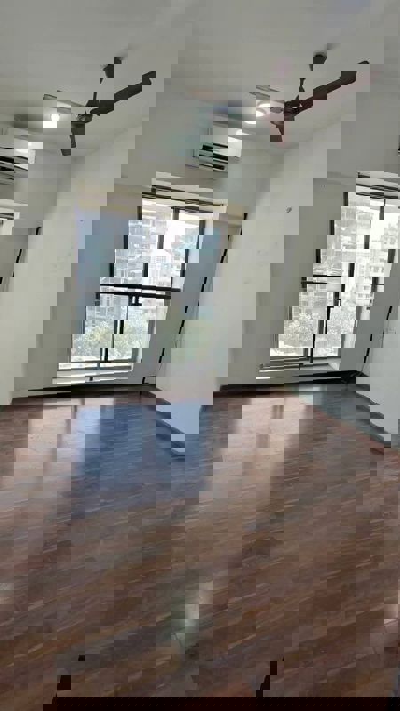 1 BHK 555 Sq.Ft. Apartment in Crystal Armus