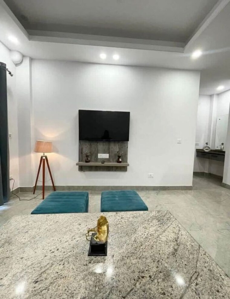 Bedroom, saket 1 Bedroom 650 Sq.Ft. Apartment In Saket Delhi 10092594