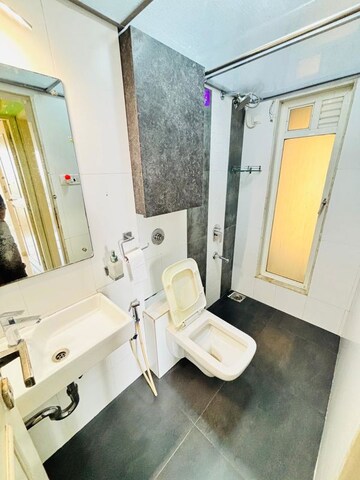 Bathroom in 1 BHK Apartment at Jyoti Complex, Goregaon East – for Rent