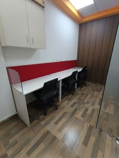 Office Space For Rent in Sector 63