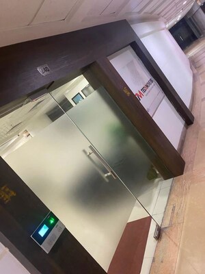 Furnished Amenities in 4 BHK Apartment at Ambience Island, Sector 24 – for Sale